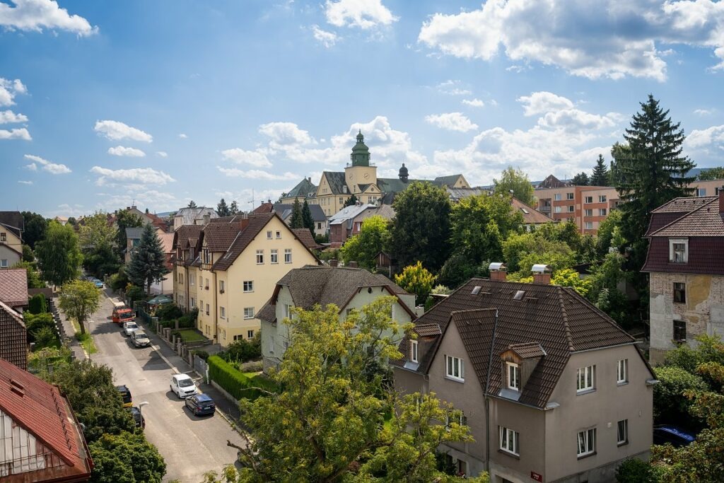 Z22103 2025 08 00030